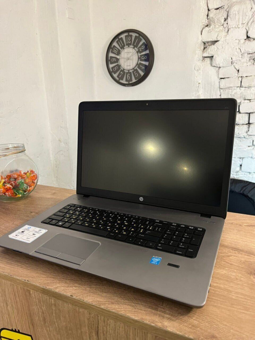 Ноутбук HP Probook 470 G1 / 17.3&quot; (1600x900) TN / Intel Core i5-4200M (2 (4) ядра по 2.5 - 3.1 GHz) / 8 GB DDR3 / 240 GB SSD / AMD Radeon HD 8750M, 1 GB DDR3, 128-bit / WebCam - 2