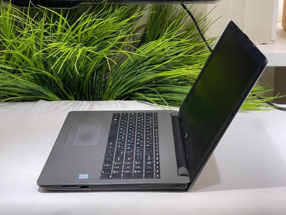 Ультрабук HP 250 G6 / 15.6&quot; (1366x768) TN / Intel Core i3-6006U (2 (4) ядра по 2.0 GHz) / 4 GB DDR4 / 120 GB SSD / Intel HD Graphics 520 / WebCam - 3