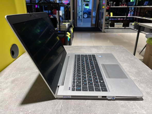 Ультрабук HP EliteBook 840 G5 / 14&quot; (1920x1080) IPS / Intel Core i5-7200U (2 (4) ядра по 2.5 - 3.1 GHz) / 8 GB DDR4 / 480 GB SSD / Intel HD Graphics 620 / 3G - 3