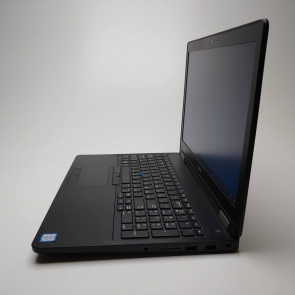 Ноутбук Dell Latitude E5570 / 15.6&quot; (1366x768) TN / Intel Core i5-6200U (2 (4) ядра по 2.3 - 2.8 GHz) / 8 GB DDR4 / 256 GB SSD / Intel HD Graphics 520 / Win 10 Pro - 5