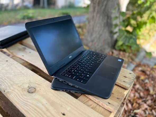 Ультрабук Dell latitude 3310 / 13.3&quot; (1366x768) TN / Intel Core i3-8145U (2 (4) ядра по 2.1 - 3.9 GHz) / 8 GB DDR4 / 256 GB SSD / Intel UHD Graphics 620 / WebCam / Win 10 Lic - 3