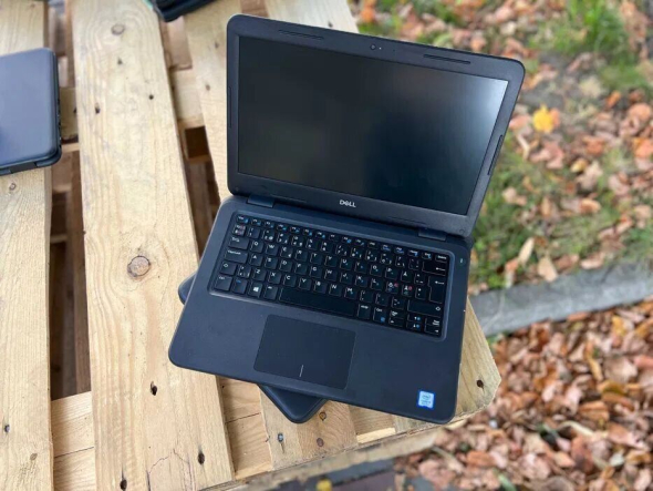 Ультрабук Dell latitude 3310 / 13.3&quot; (1366x768) TN / Intel Core i3-8145U (2 (4) ядра по 2.1 - 3.9 GHz) / 8 GB DDR4 / 256 GB SSD / Intel UHD Graphics 620 / WebCam / Win 10 Lic - 2