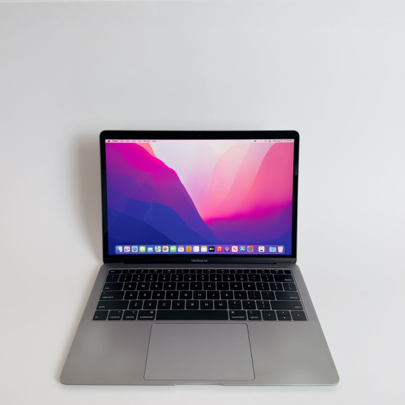 Ультрабук Apple MacBook Air 13 2019 / 13.3&quot; (2560x1600) IPS / Intel Core i5-8210Y (2 (4) ядра по 1.6 - 3.6 GHz) / 8 GB DDR3 / 128 GB SSD / Intel UHD Graphics 617 / WebCam / Space - 2