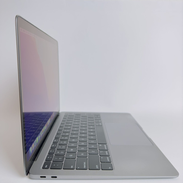 Ультрабук Apple MacBook Air 13 2019 / 13.3&quot; (2560x1600) IPS / Intel Core i5-8210Y (2 (4) ядра по 1.6 - 3.6 GHz) / 8 GB DDR3 / 128 GB SSD / Intel UHD Graphics 617 / WebCam / Space - 3