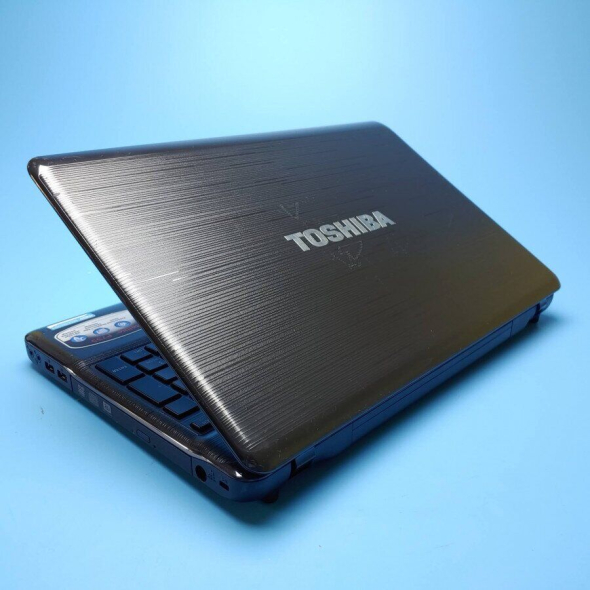Ноутбук Toshiba Satellite P755-S5383 / 15.6&quot; (1366x768) TN / Intel Core i7-2670QM (4 (8) ядро по 2.2 - 3.1 GHz) / 8 GB DDR3 / 240 GB SSD / Intel HD Graphics 3000 / WebCam / DVD-RW / Win 10 Home - 7
