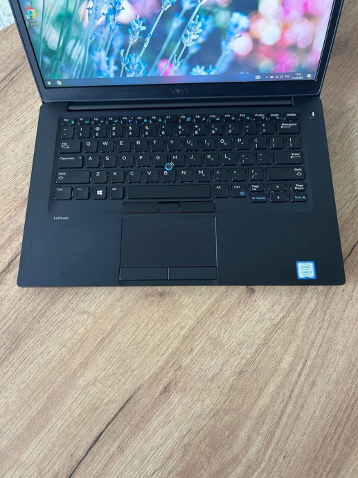 Ультрабук Б-класс Dell Latitude E7480 / 14&quot; (1366x768) TN / Intel Core i5-7300U (2 (4) ядра по 2.6 - 3.5 GHz) / 8 GB DDR4 / 256 GB SSD M.2 / Intel HD Graphics 620 / WebCam / HDMI - 3