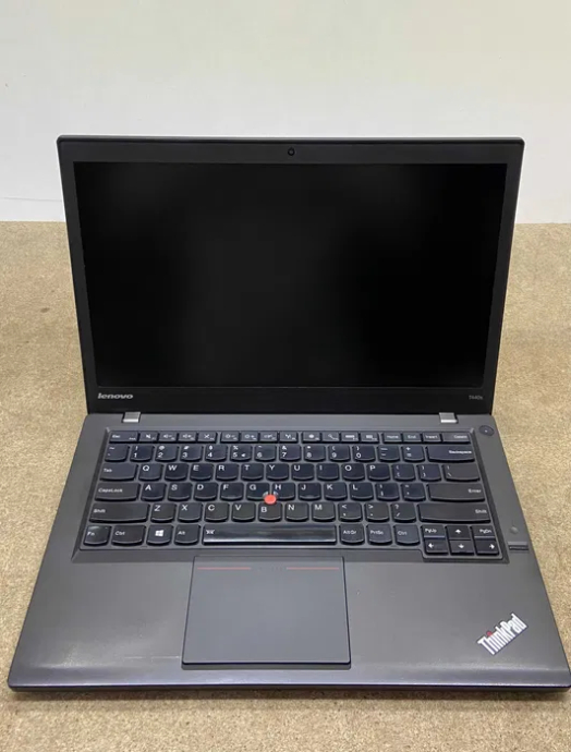 Ноутбук Lenovo ThinkPad T440s / 14&quot; (1600x900) TN / Intel Core i7-4600U (2 (4) ядра по 2.1 - 3.3 GHz) / 12 GB DDR3 / 480 GB SSD / Intel HD Graphics 4400 / WebCam / VGA - 3