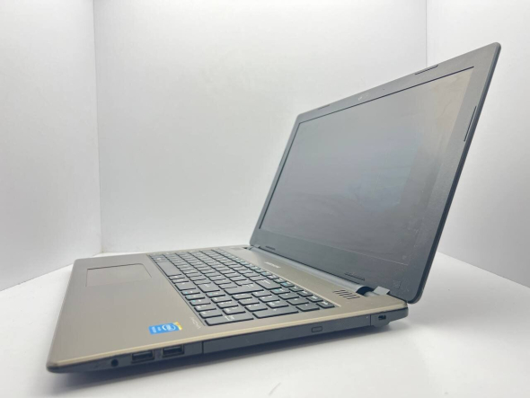 Ноутбук Medion Akoya E6241 / 15.6&quot; (1366x768) TN / Intel Pentium 3550M (2 (2) ядра по 2.3 GHz) / 4 GB DDR3 / 1000 GB HDD / Intel HD Graphics 4000 - 5