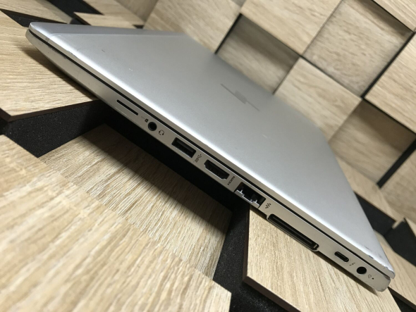 Ультрабук Б-класс HP EliteBook 840 G5 / 14&quot; (1920x1080) IPS / Intel Core i5-8350U (4 (8) ядра по 1.7 - 3.6 GHz) / 8 GB DDR4 / 256 GB SSD M.2 / Intel UHD Graphics 620 / WebCam / Fingerprint / USB 3.1 / HDMI - 6