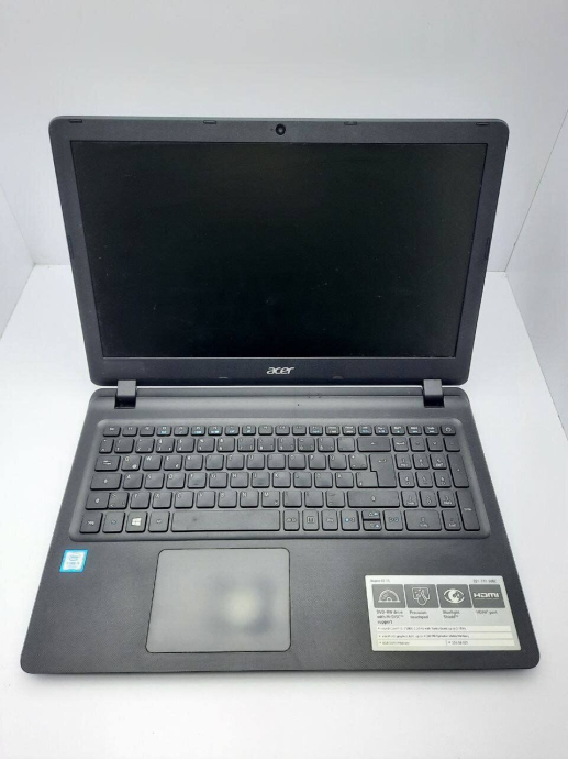 Ноутбук Б-класс Acer Aspire ES1-572 / 15.6&quot; (1366x768) TN / Intel Core i5-7200U (2 (4) ядра по 2.5 - 3.1 GHz) / 8 GB DDR3 / 240 GB SSD / Intel HD Graphics 620 / WebCam - 2