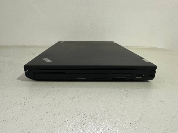 Ноутбук Lenovo ThinkPad T430 / 14&quot; (1600x900) TN / Intel Core i7-3520M (2 (4) ядра по 2.9 - 3.6 GHz) / 8 GB DDR3 / 240 GB SSD / Intel HD Graphics 4000 / VGA - 4