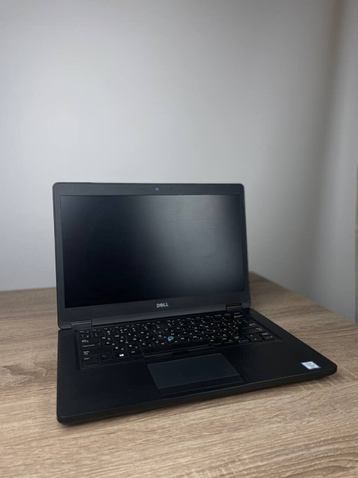 Ультрабук Dell Latitude 5480 / 14&quot; (1920x1080) TN / Intel Core i5-6300U (2 (4) ядра по 2.4 - 3.0 GHz) / 8 GB DDR4 / 256 GB SSD / Intel HD Graphics 520 / WebCam / Win 10 - 2