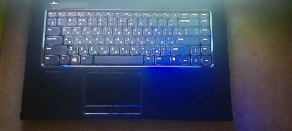 Ноутбук Dell Vostro 3550 / 15.6&quot; (1366x768) TN / Intel Core i5-2520M (2 (4) ядра по 2.5 - 3.2 GHz) / 8 GB DDR3 / 500 GB HDD / AMD Radeon HD 6630M, 1 GB DDR3, 128-bit / WebCam - 9