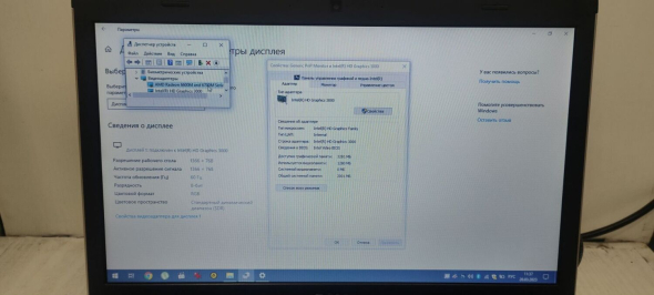 Ноутбук Dell Vostro 3550 / 15.6&quot; (1366x768) TN / Intel Core i5-2520M (2 (4) ядра по 2.5 - 3.2 GHz) / 8 GB DDR3 / 500 GB HDD / AMD Radeon HD 6630M, 1 GB DDR3, 128-bit / WebCam - 10